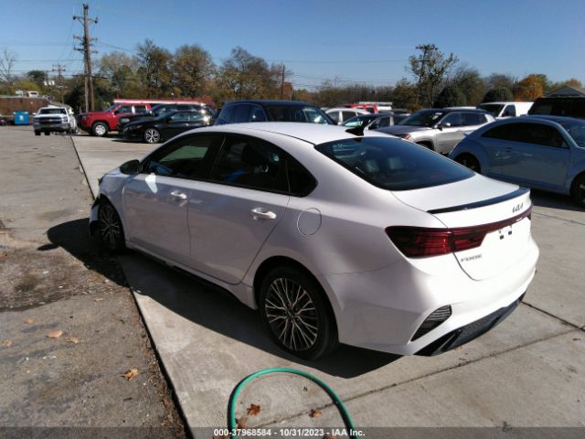 3KPF54AD6NE459407 KIA Forte Gt-line