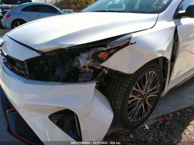 3KPF54AD6NE459407 KIA Forte Gt-line