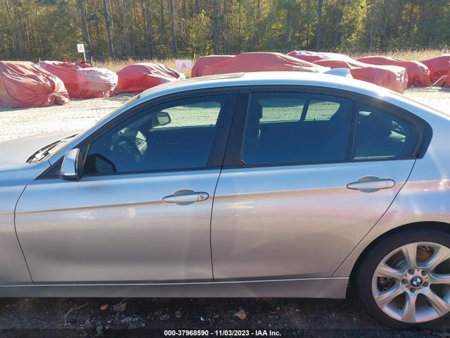 WBA3A5C52FF610029 BMW 328I