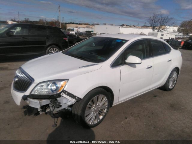 1G4PP5SK2E4130041 Buick Verano