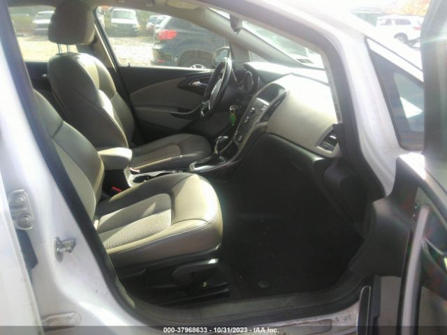 1G4PP5SK2E4130041 Buick Verano
