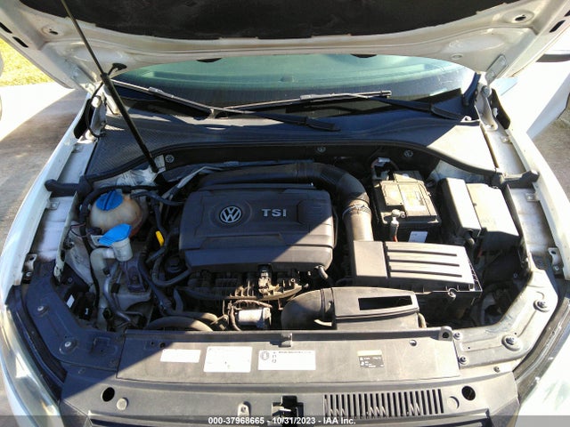 1VWAS7A33EC103884 Volkswagen Passat 1.8t Wolfsburg Edition