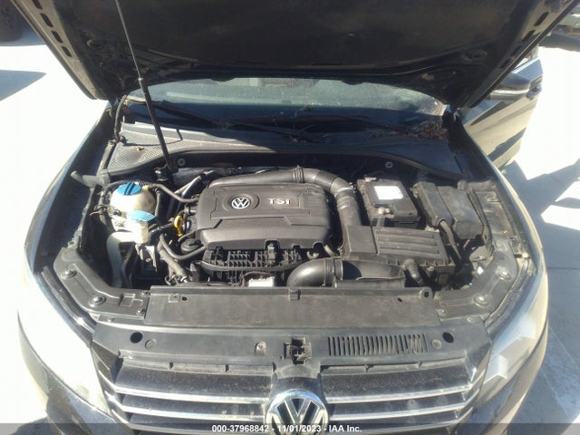 1VWBT7A38EC041495 Volkswagen Passat 1.8t Se