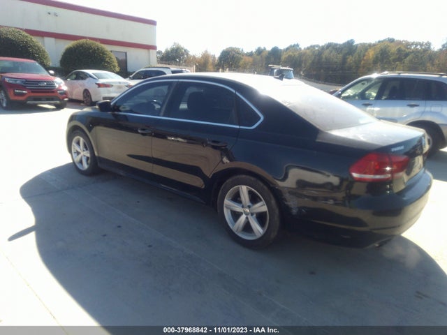 1VWBT7A38EC041495 Volkswagen Passat 1.8t Se