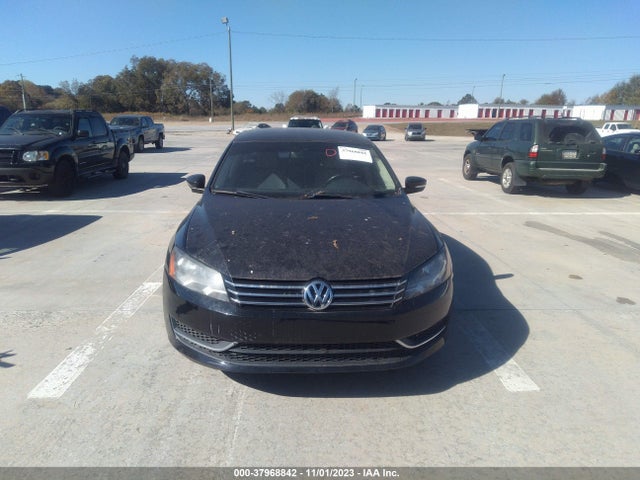 1VWBT7A38EC041495 Volkswagen Passat 1.8t Se