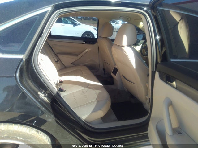 1VWBT7A38EC041495 Volkswagen Passat 1.8t Se