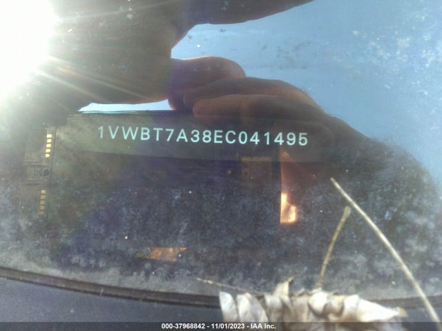 1VWBT7A38EC041495 Volkswagen Passat 1.8t Se