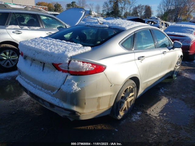 2013 FORD FUSION SE VIN: 3FA6P0HR4DR220424