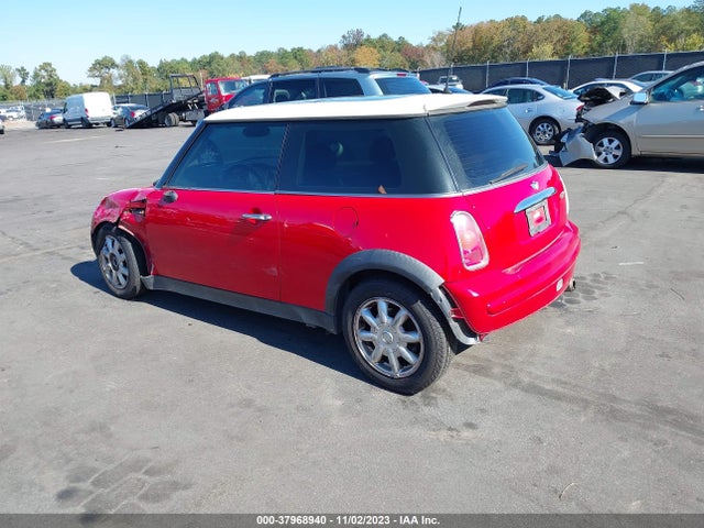 2003 MINI COOPER HARDTOP WMWRC33483TC45890 Photo 2