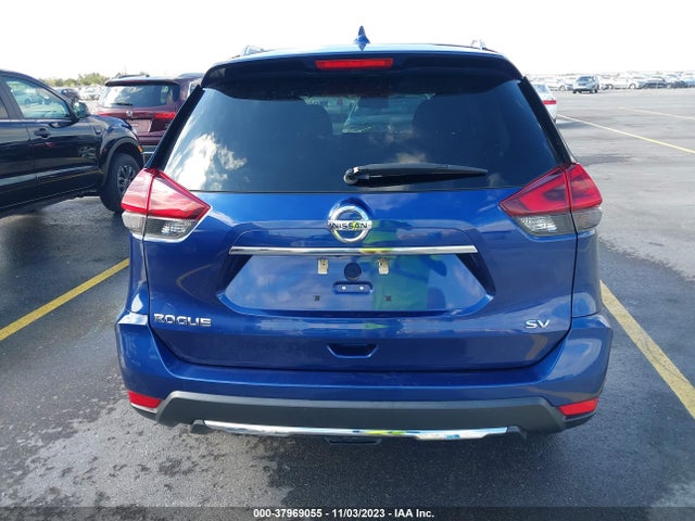 Nissan ROGUE SV 2018 5N1AT2MT7JC714814 Image 16