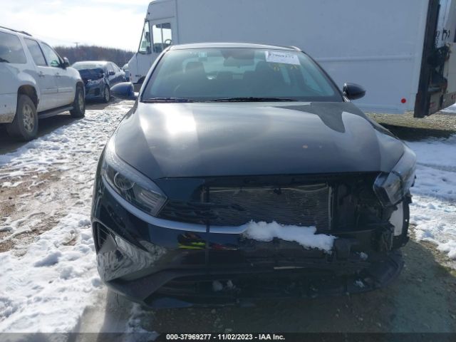 3KPF24AD8NE433030 KIA Forte Lxs