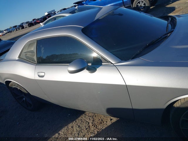 2015 DODGE CHALLENGER R/T SCAT PACK VIN: 2C3CDZFJ3FH835489