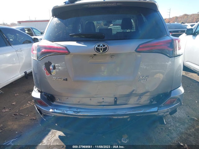 2018 TOYOTA RAV4 XLE/ADVENTURE VIN: JTMRFREV3JJ193593