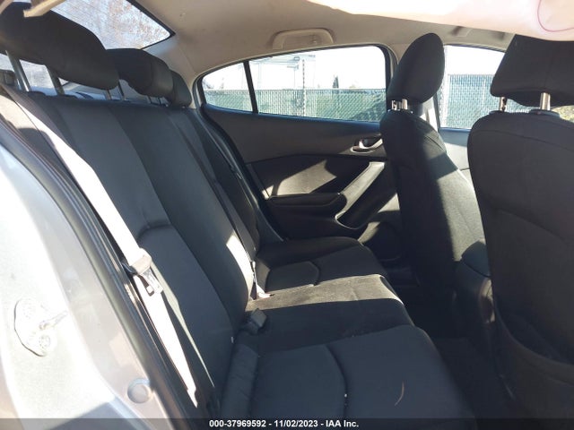 Mazda Mazda3 I Sv 2015 JM1BM1T72F1263878 Image 8