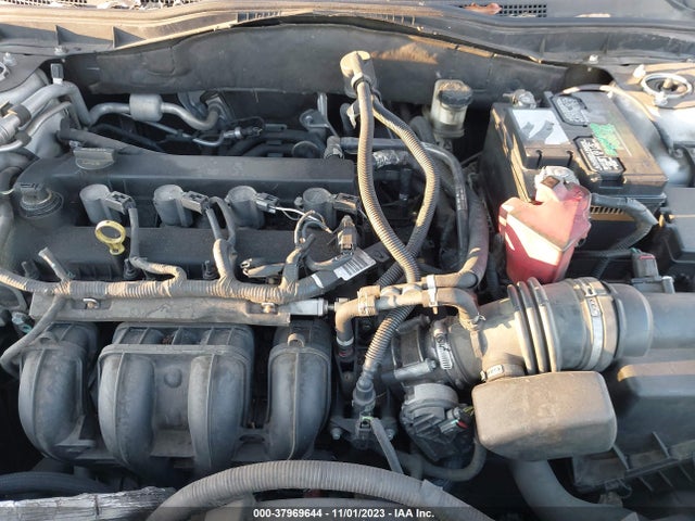 2010 FORD FUSION SE VIN: 3FAHP0HAXAR414261
