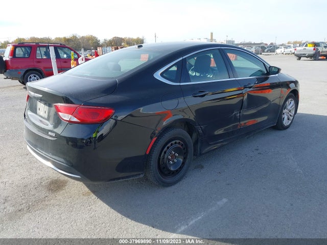Chrysler 200 Limited 2015 1C3CCCAB4FN657857 Image 4