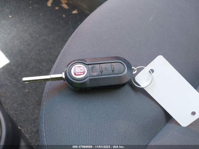 2012 FIAT 500C 3C3CFFDR3CT209901 Photo 10