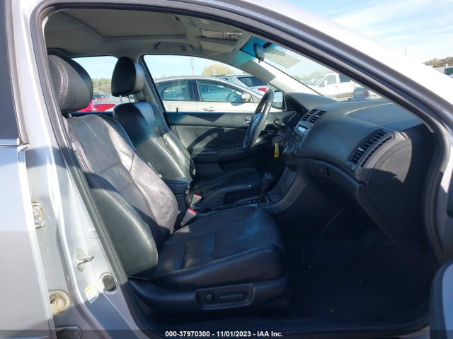 2003 HONDA ACCORD 3.0 EX VIN: 1HGCM66513A073921