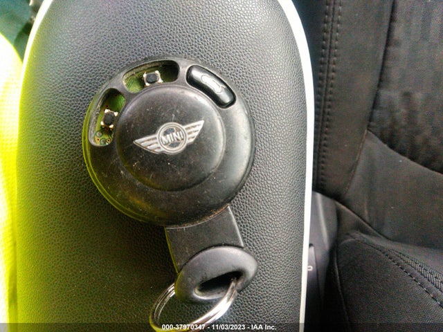 2007 MINI COOPER WMWMF33517TU60752 Photo 10