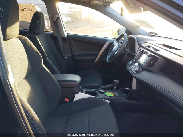 2018 TOYOTA RAV4 XLE/ADVENTURE VIN: 2T3RFREV6JW815458