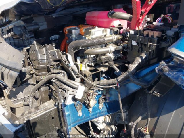 KNDCB3LC3N5515776 KIA NIRO LX