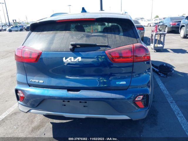 KNDCB3LC3N5515776 KIA NIRO LX