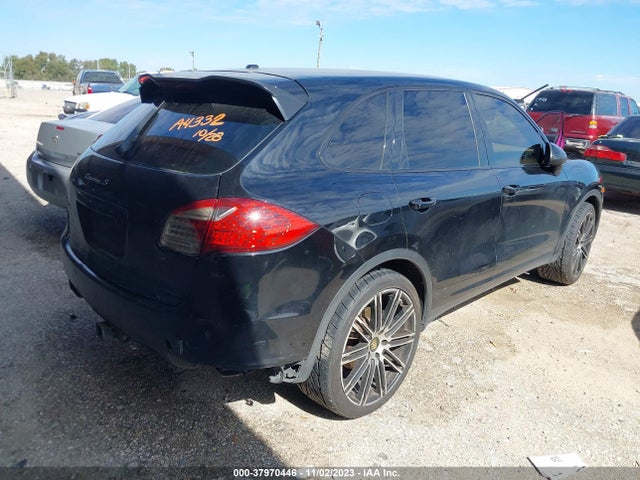 2011 PORSCHE CAYENNE WP1AB2A24BLA43332 Photo 3
