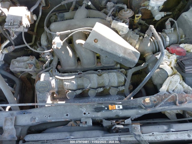 2008 FORD ESCAPE XLT VIN: 1FMCU93198KB02855