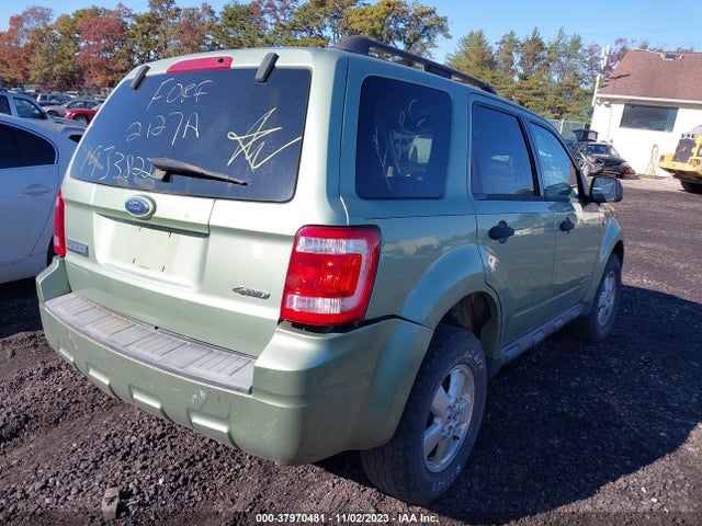 2008 FORD ESCAPE XLT VIN: 1FMCU93198KB02855