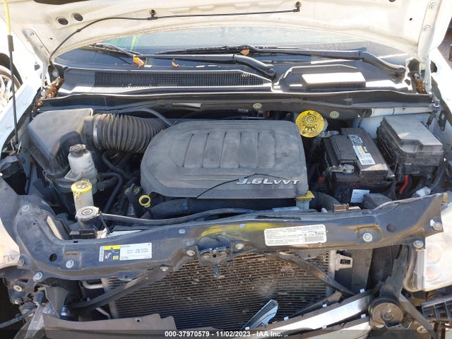 2C4RC1CG6ER142864 Chrysler Town & Country Touring-l