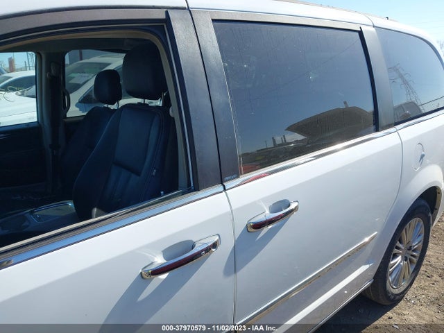2C4RC1CG6ER142864 Chrysler Town & Country Touring-l
