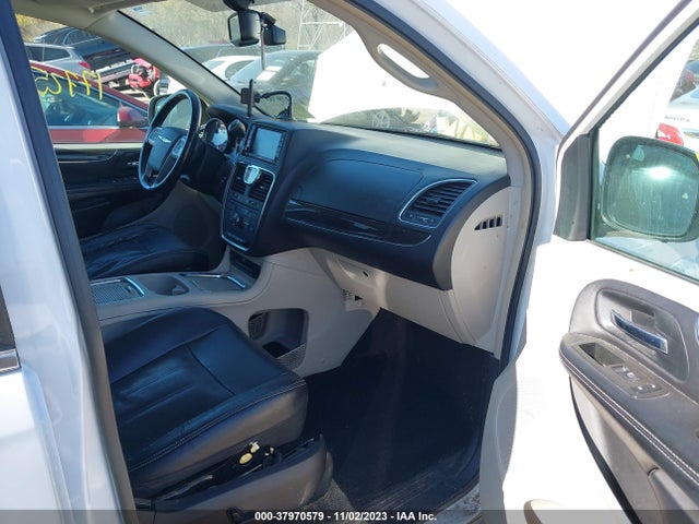 2C4RC1CG6ER142864 Chrysler Town & Country Touring-l
