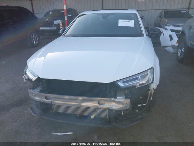 Audi A4 2.0t Premium 2018 WAUFNAF41JN014535 Image 13