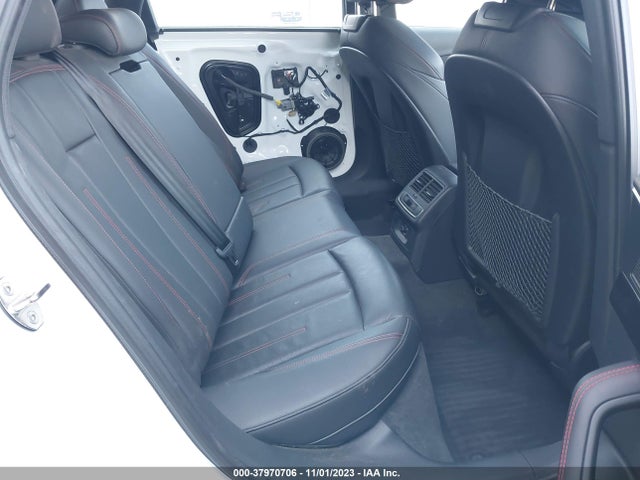 Audi A4 2.0t Premium 2018 WAUFNAF41JN014535 Image 8