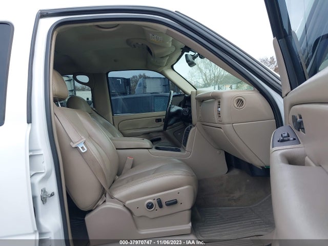 2005 CHEVROLET SILVERADO 1500 LT VIN: 2GCEC13T251164452
