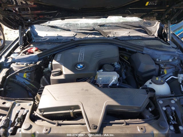 BMW 320i 2018 WBA8A9C57JAH13727 Image 10