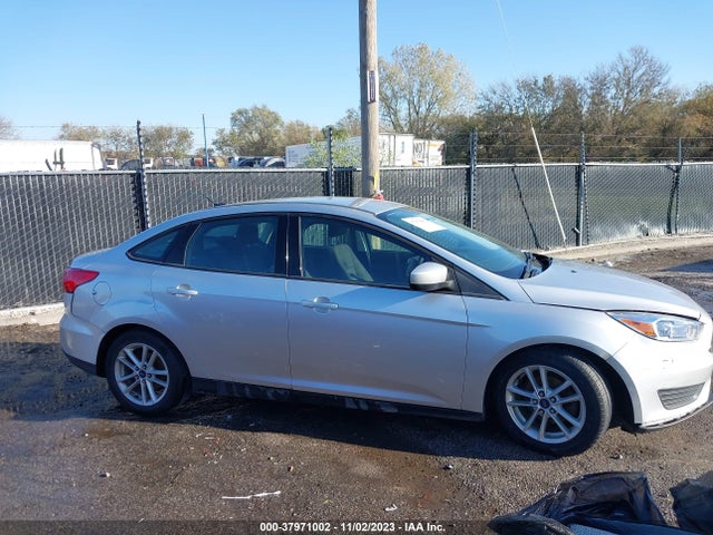 2018 FORD FOCUS SE VIN: 1FADP3FE3JL219770