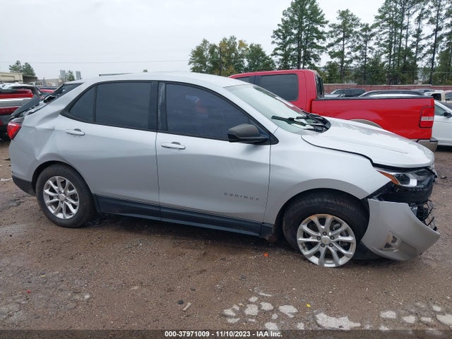 Chevrolet EQUINOX LS 2018 2GNAXHEV0J6216952 Image 13
