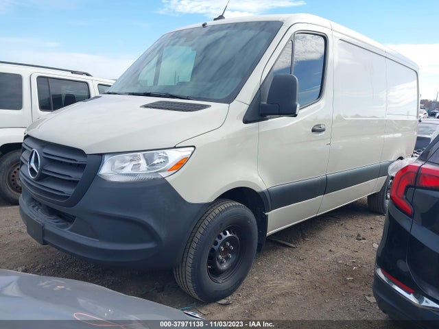 2019 MERCEDES-BENZ SPRINTER 1500 STANDARD ROOF I4/HIGH ROOF I4 VIN: WD4PE7ED1KT011181