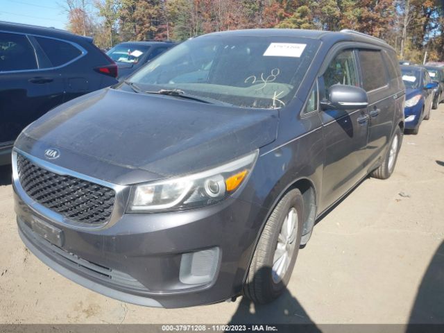 KNDMB5C11F6021586 KIA SEDONA LX