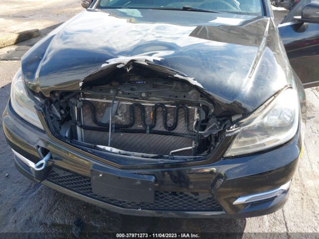 WDDGF8AB1EA945476 Mercedes-Benz C 300 Sport 4matic/luxury 4matic