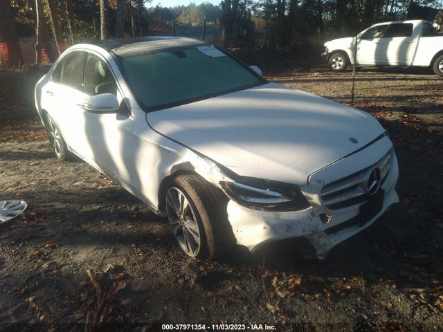 2018 WDDWF4JB8JR348955 main image