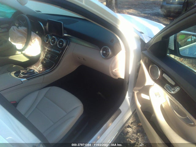Mercedes-Benz C 300 2018 WDDWF4JB8JR348955 Image 5