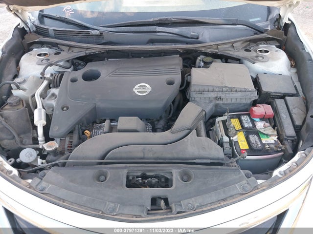 2015 NISSAN ALTIMA 2.5 SL/2.5 SV/2.5/2.5 S VIN: 1N4AL3AP5FC254731