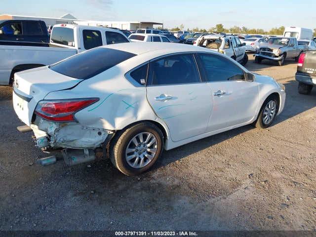 2015 NISSAN ALTIMA 2.5 SL/2.5 SV/2.5/2.5 S VIN: 1N4AL3AP5FC254731
