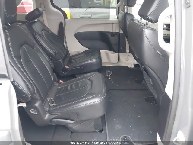 2C4RC1BG5NR116113 Chrysler Pacifica Touring L
