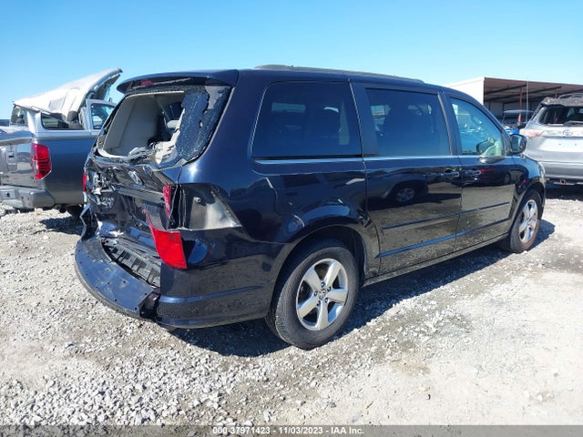 2011 VOLKSWAGEN ROUTAN SE VIN: 2V4RW3DG6BR668463