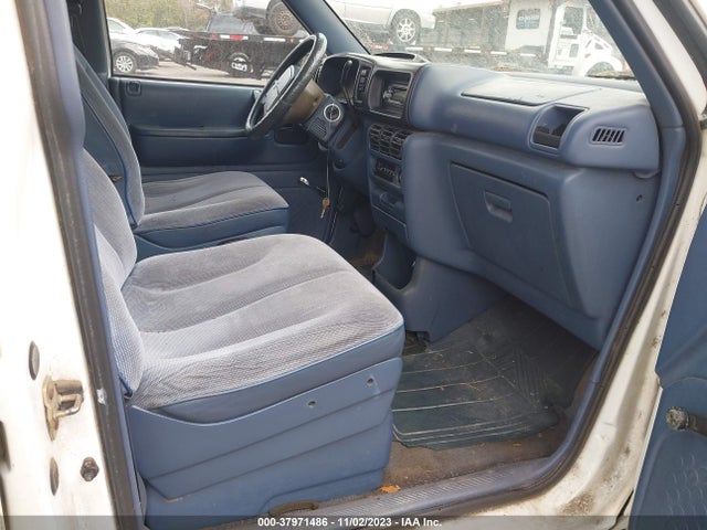1994 PLYMOUTH VOYAGER VIN: 2P4GH25KXRR654273