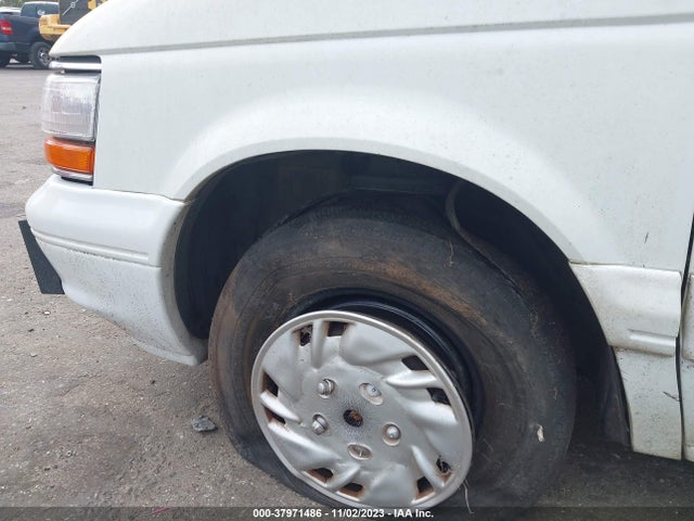 1994 PLYMOUTH VOYAGER VIN: 2P4GH25KXRR654273