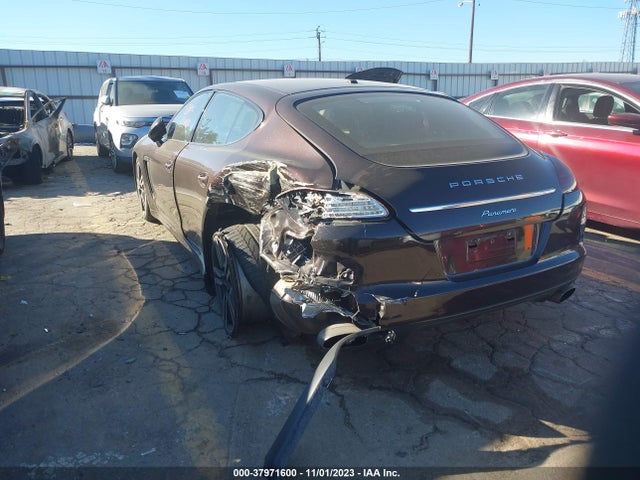 2011 PORSCHE PANAMERA WP0AA2A78BL019339 Photo 2